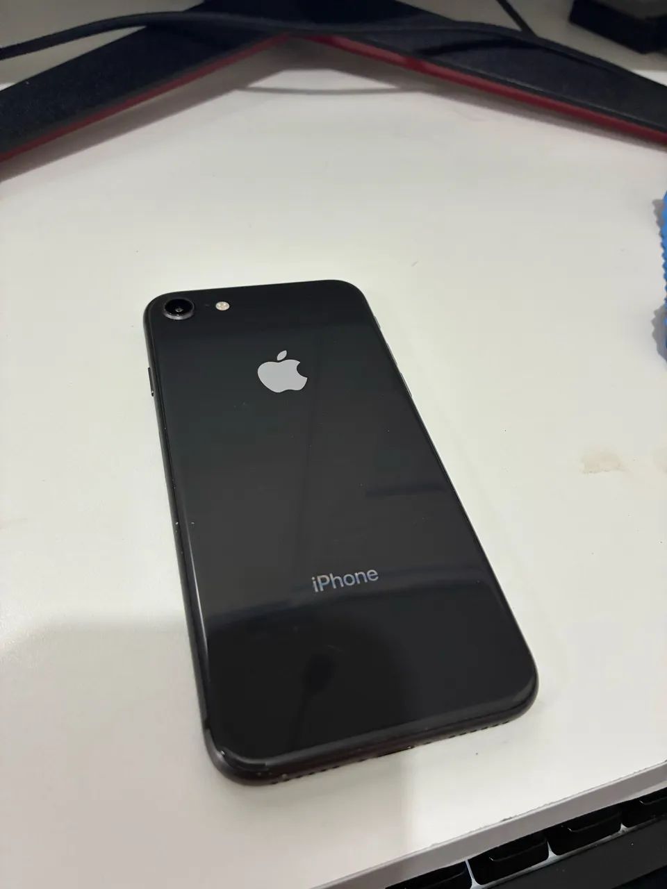 Iphone 8 completo na caixa e bateria trocada 