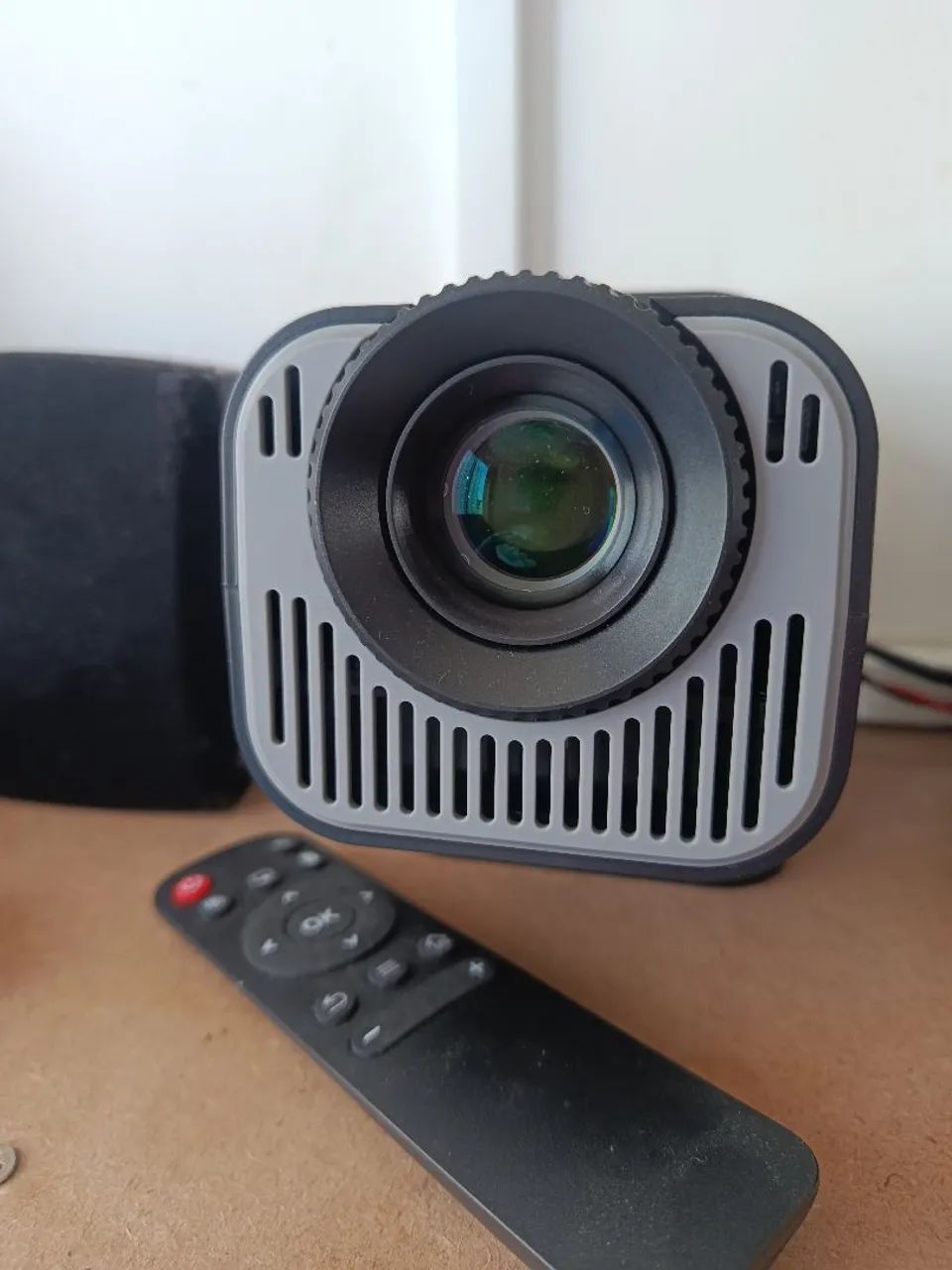 Progetor Android 4k com controle  - Foto 2