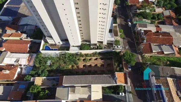 Terreno à venda, 1076 m², Araés, Cuiabá - MT