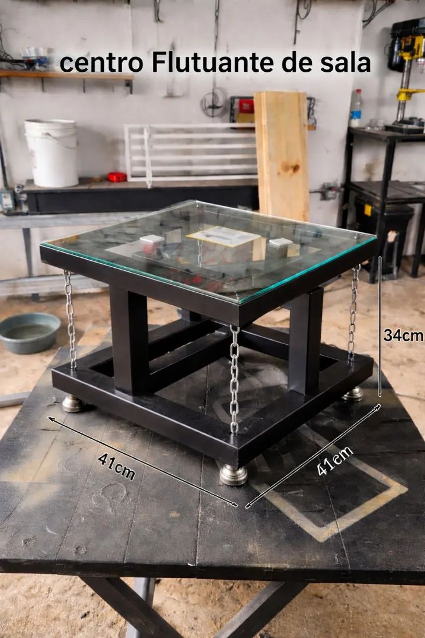Mesa de centro flutuante