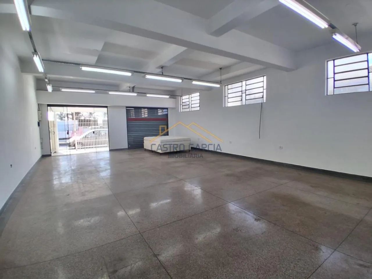 Salão para alugar em Santa Bárbara D'Oeste, Jardim Pérola, com 200 m²