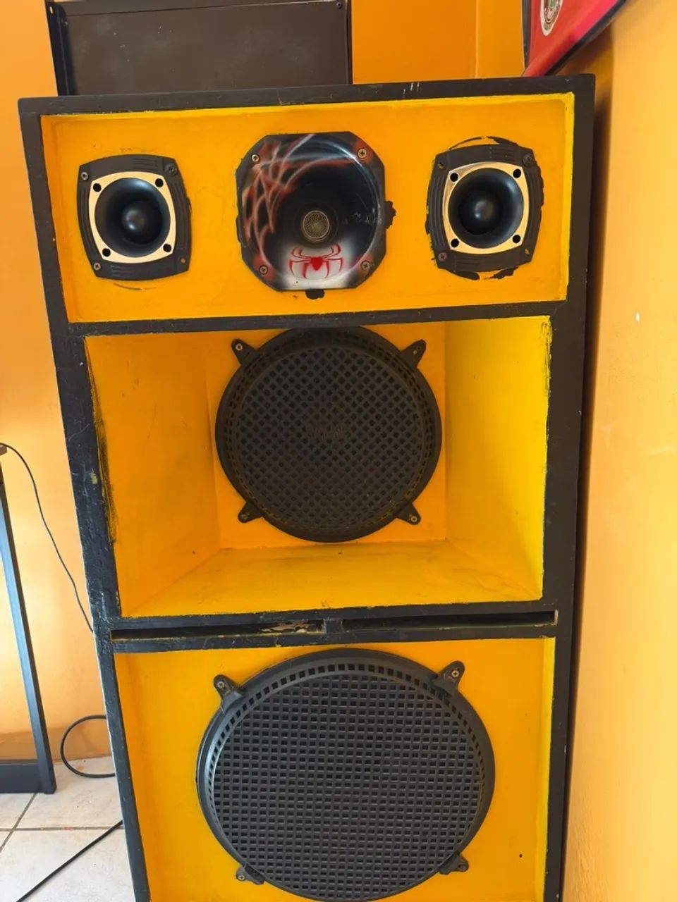 Caixa de Som Radiola