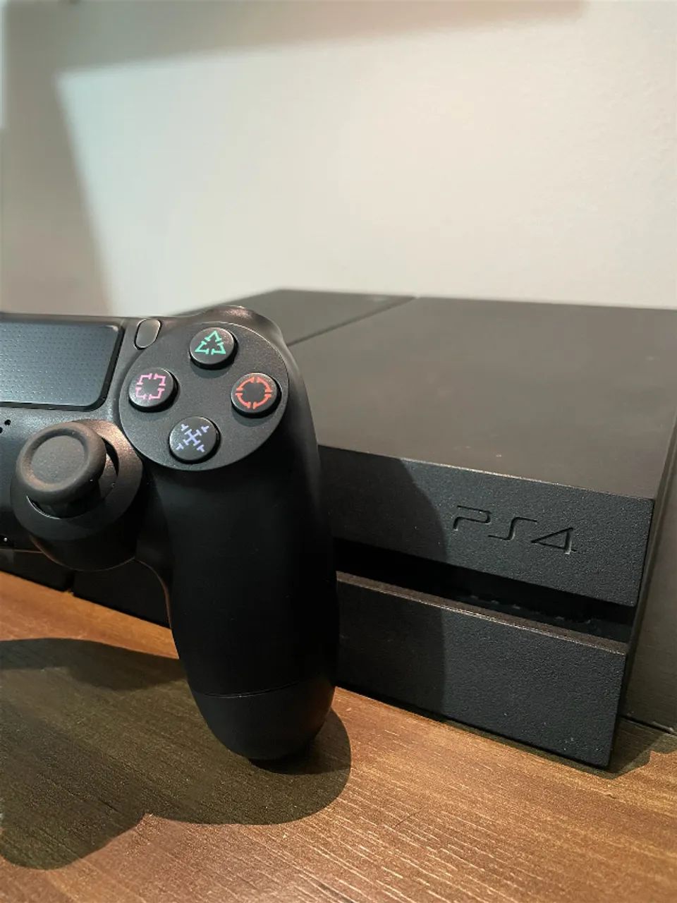 Ps4 com 3 jogos + 1 controle  - Foto 3