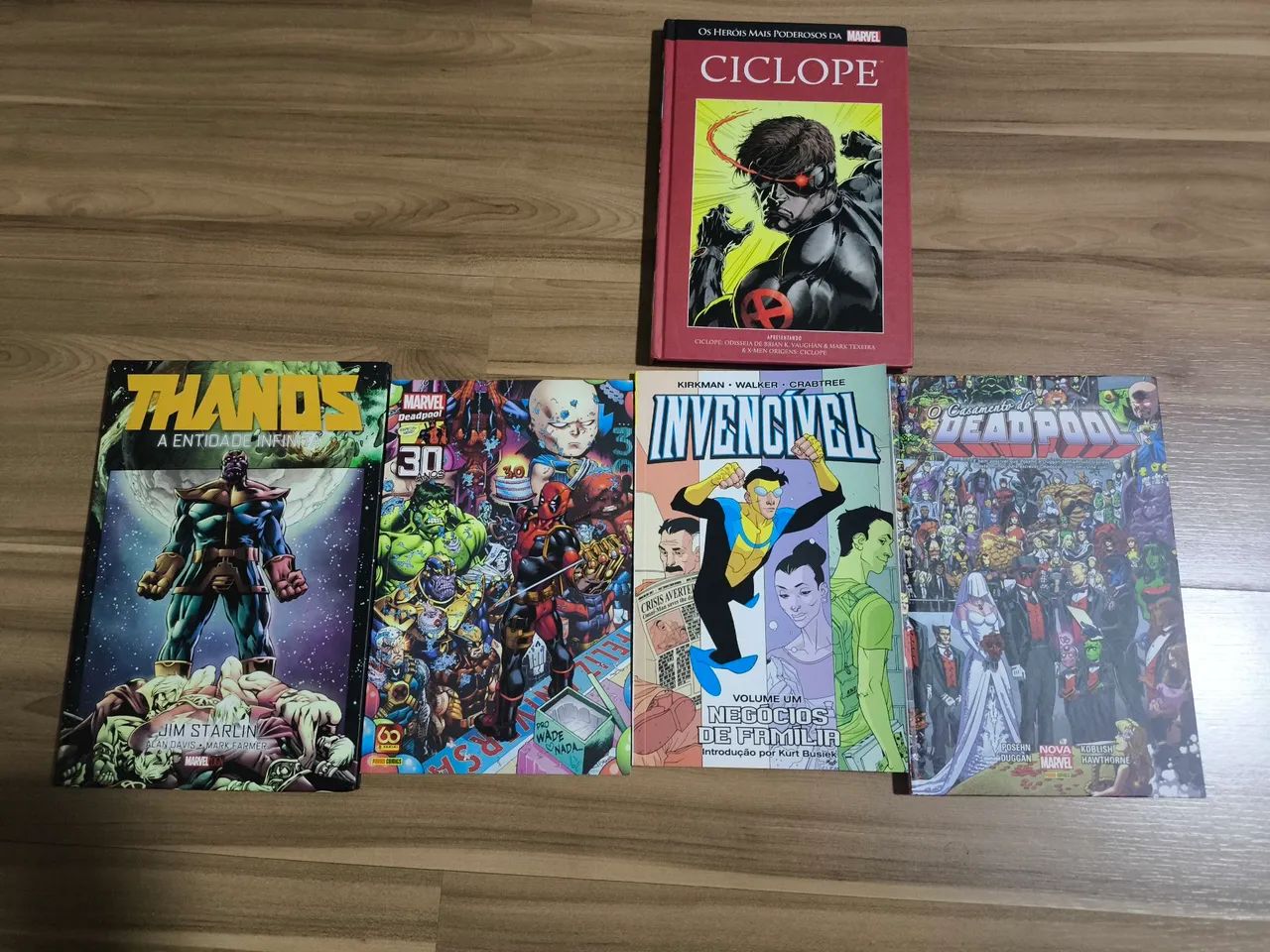 Combo 5 HQs, Marvel e invencível 