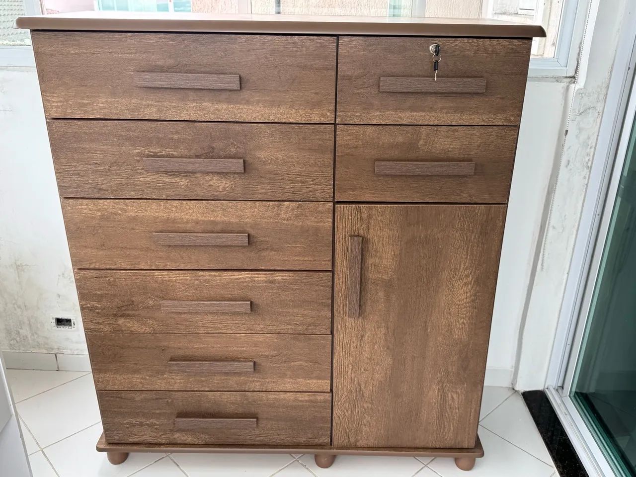 Cômoda 8 gavetas 1 porta - Foto 4