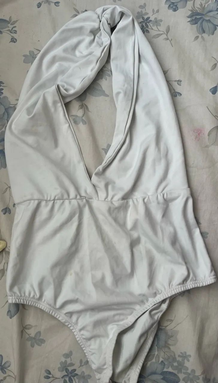 body feminino branco único 