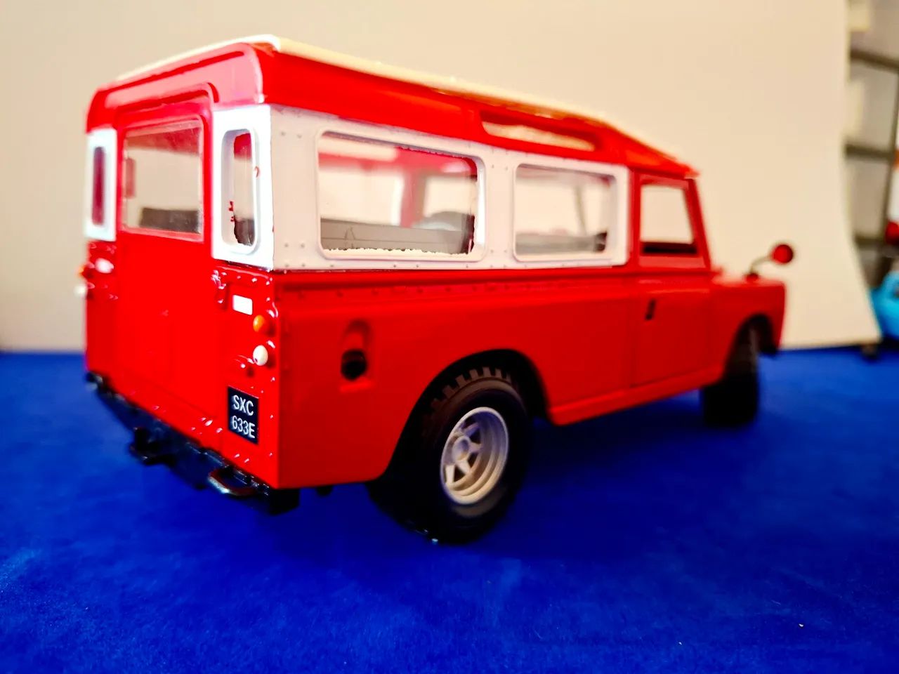 Miniatura Land Rover Serie 2 Escala 1:25 - Foto 2