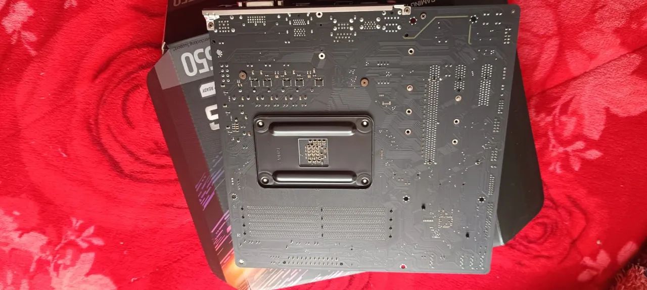 placa mãe b550 aorus elite nova, nunca usada. - Foto 3