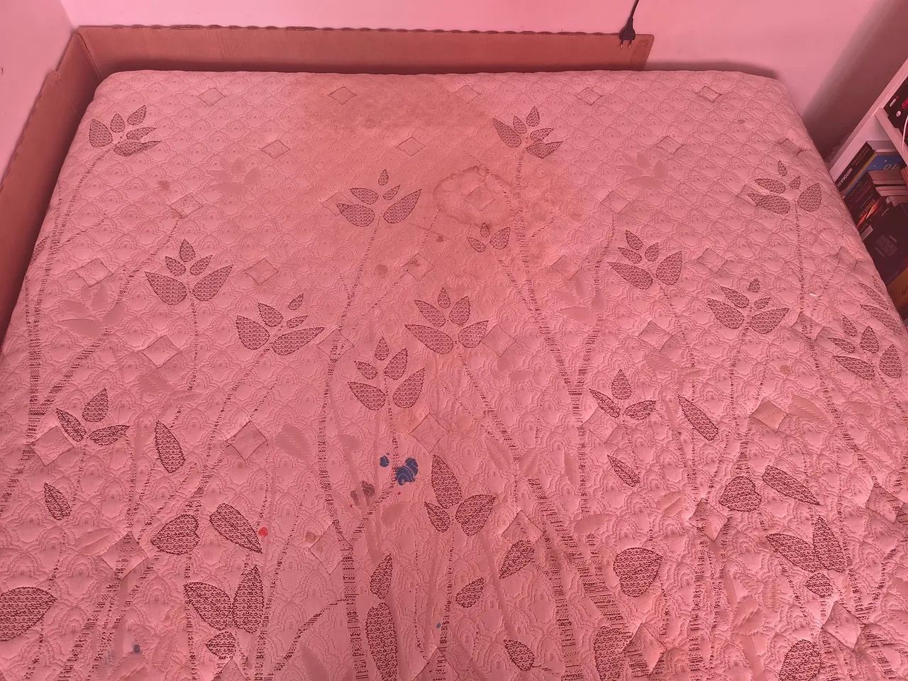 CAMA QUEEN (Colchão e Duas bases) - Foto 2