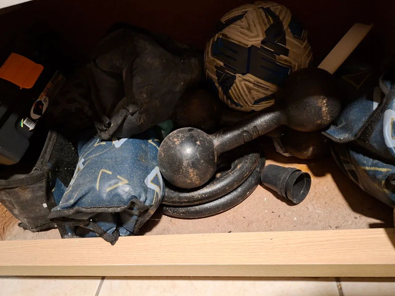Barra de treino 20kg - Negociável  - Foto 5