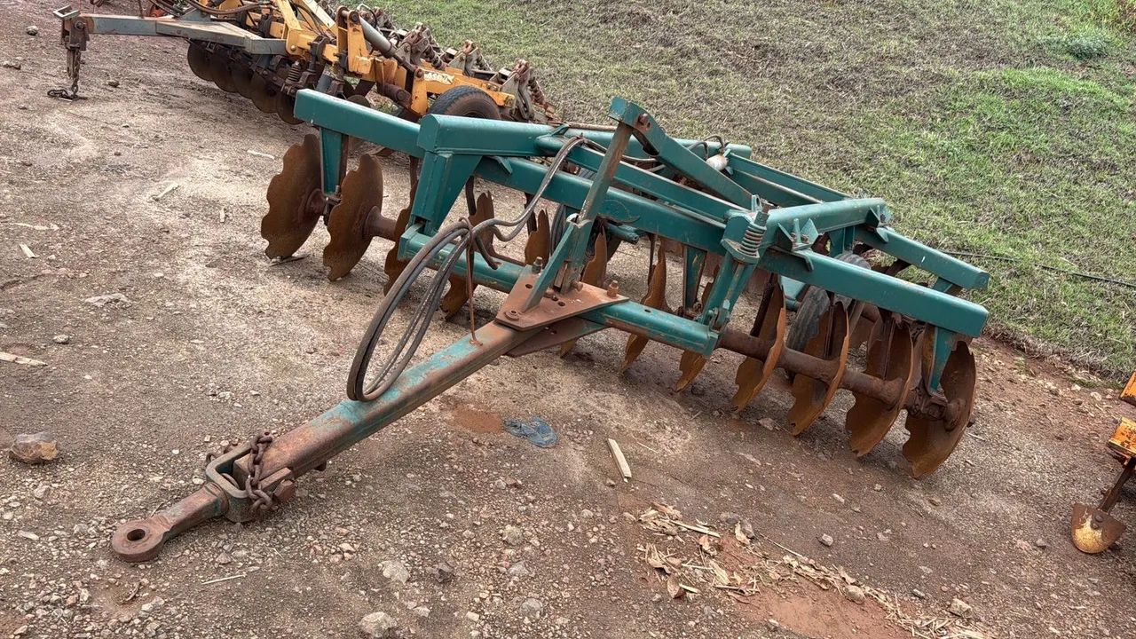 Grades agrícolas intermediárias e aradora !! - Foto 3