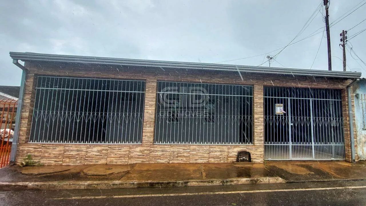 Casa com 3 Quartos no Pedra 90