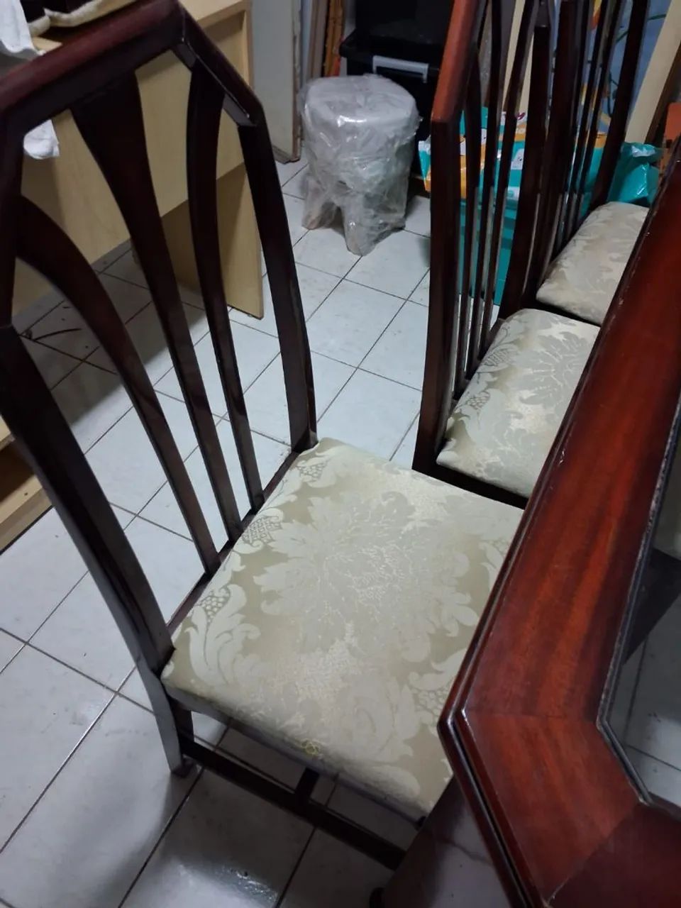 Mesa de jantar com 6 cadeiras - Foto 4