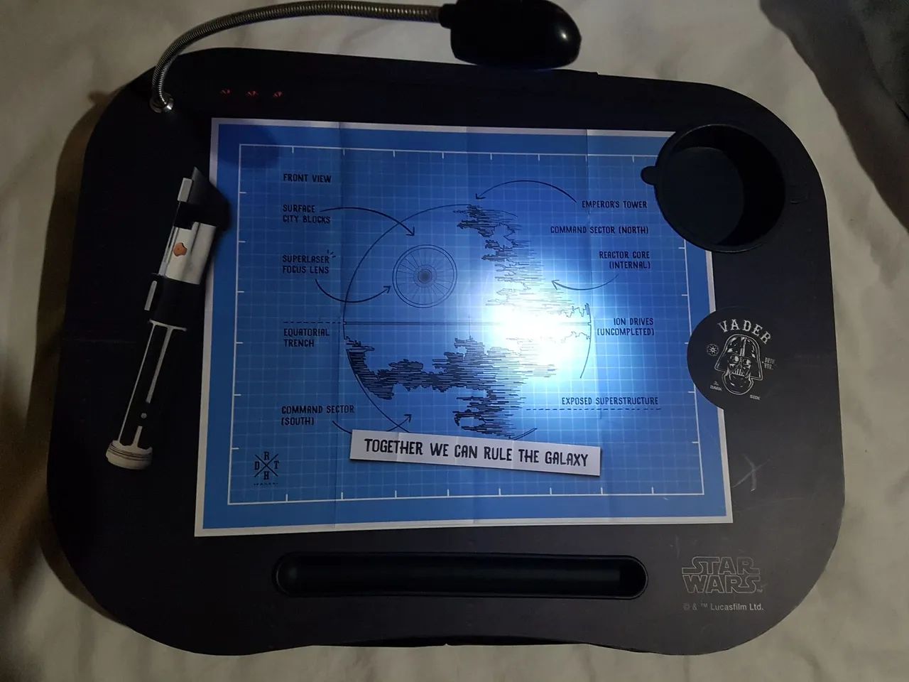 Suporte para notebook.