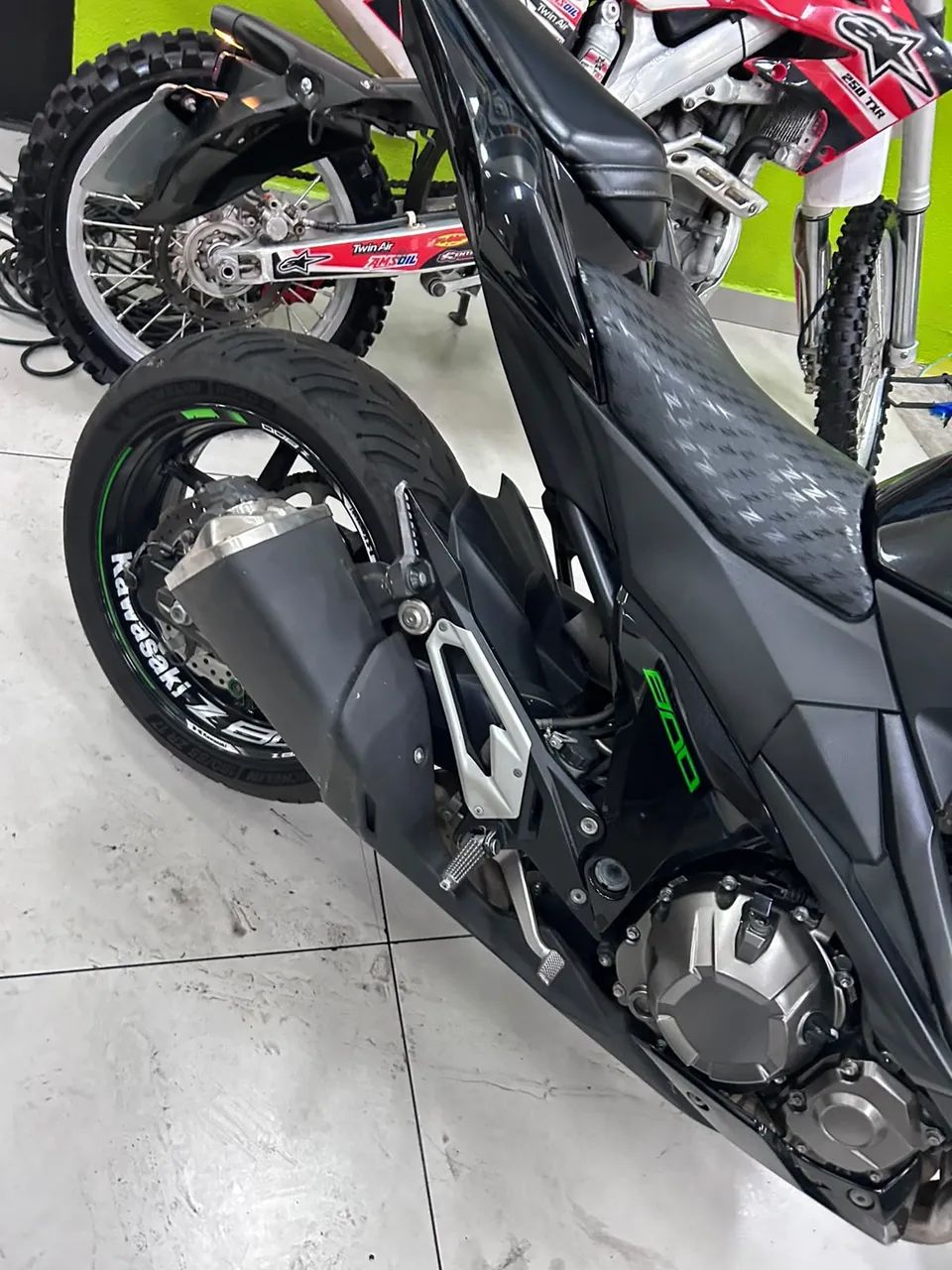 KAWASAKI Z800 ABS - Foto 2