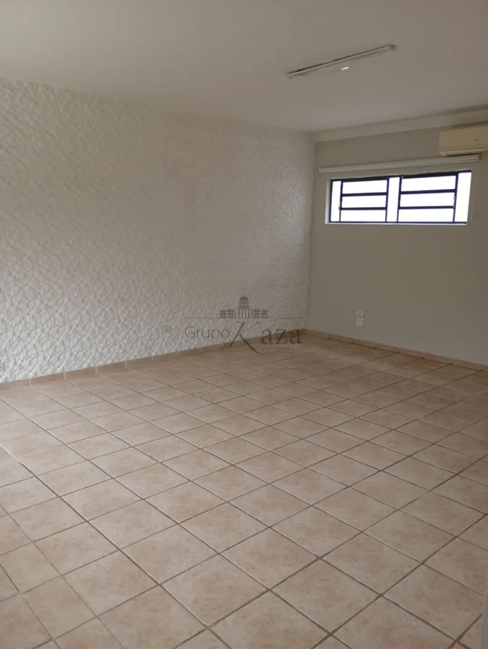 Sala Comercial 100m² - sala interna, 1 wc, 1 vaga - Foto 4