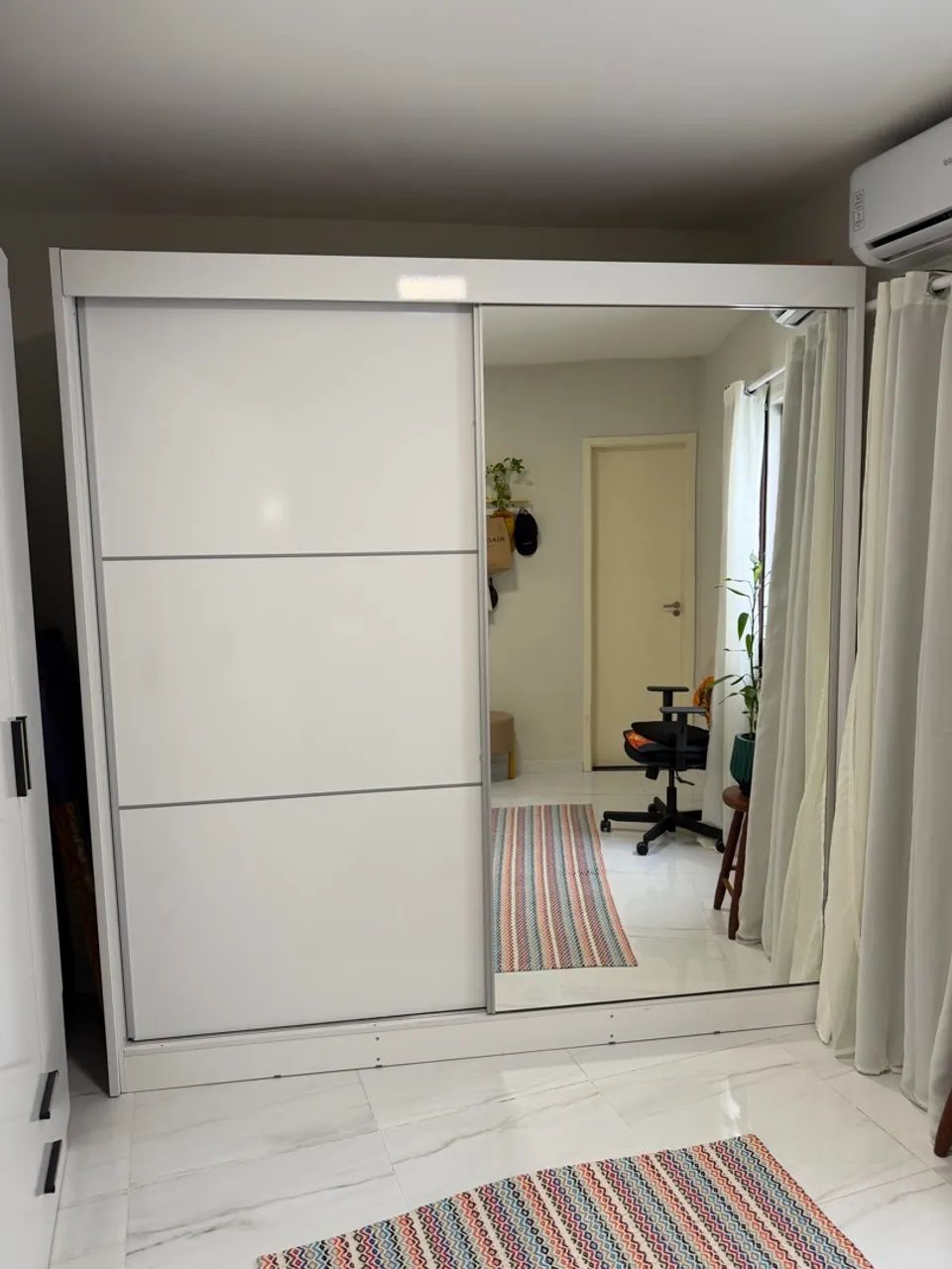 Guarda Roupa com espelho  - Foto 4