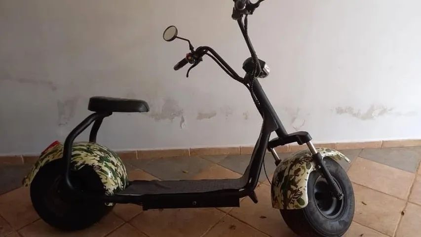 Scooter elétrica 