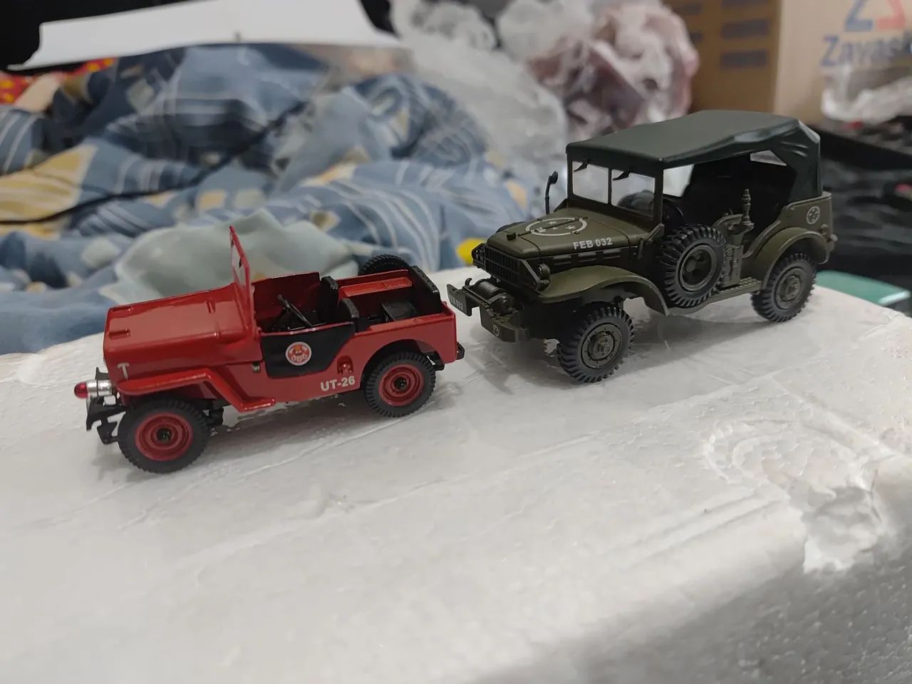 Lote miniaturas 1/43 - Foto 2