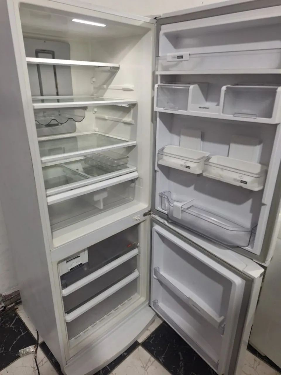 Geladeira inversa brastemp branca frete gratis zs - Foto 2