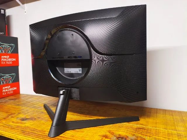 Monitor Gamer Samsung Odyssey G5 27" QHD 165Hz Curvo - Foto 5