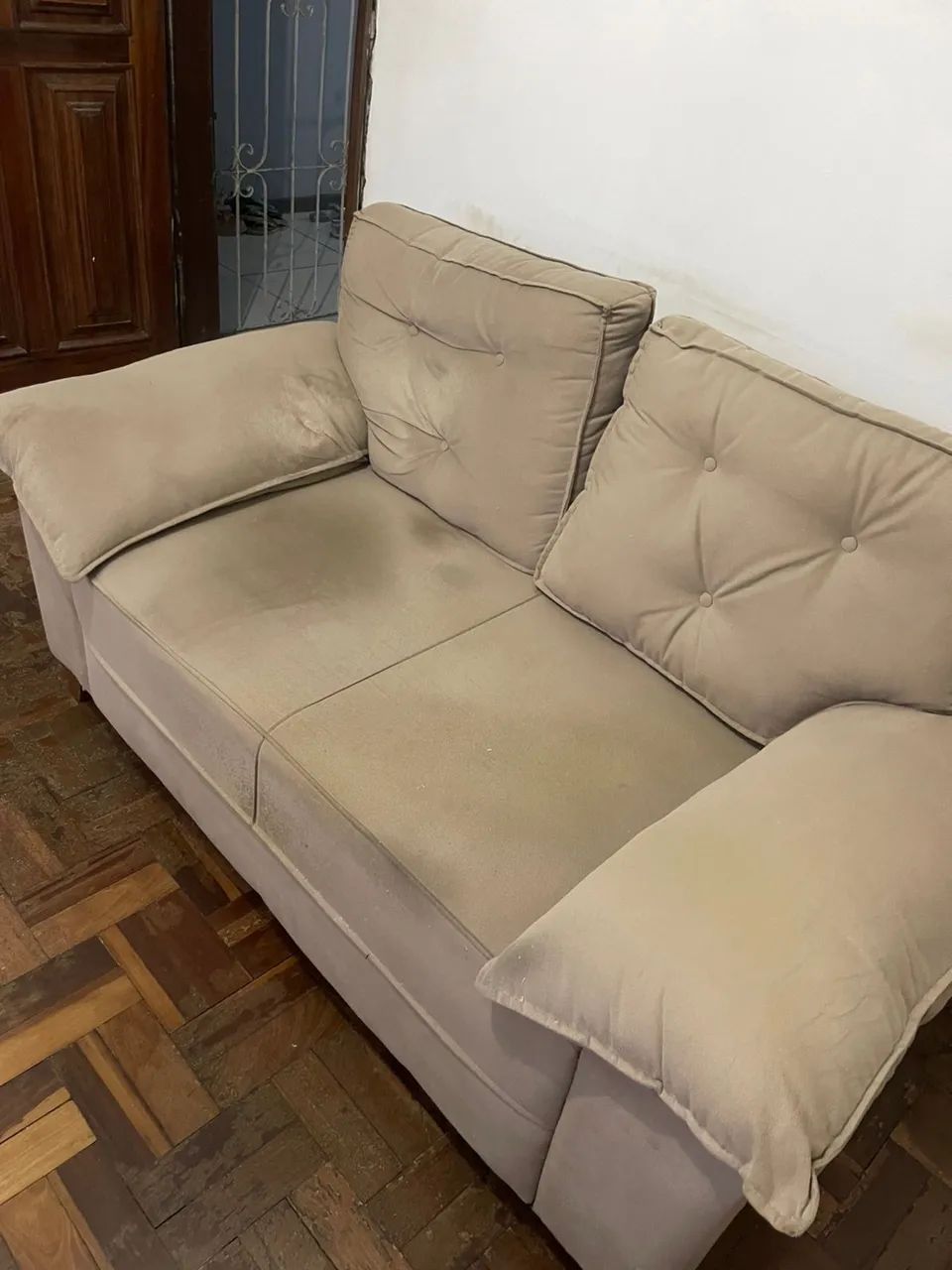 SOFÁ ( 1 ano de uso ) 