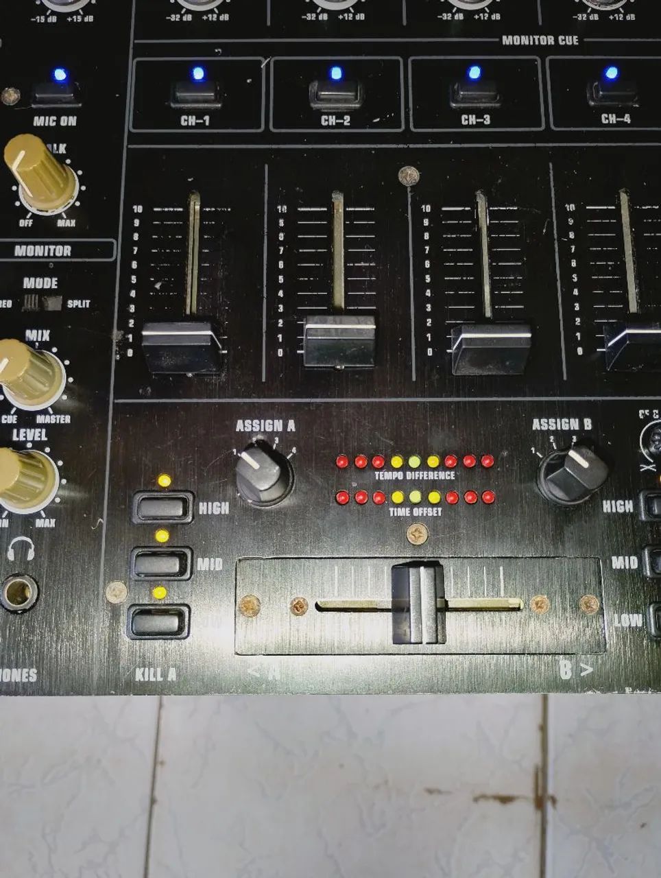 Mixer beringuer DJX750 - Foto 3