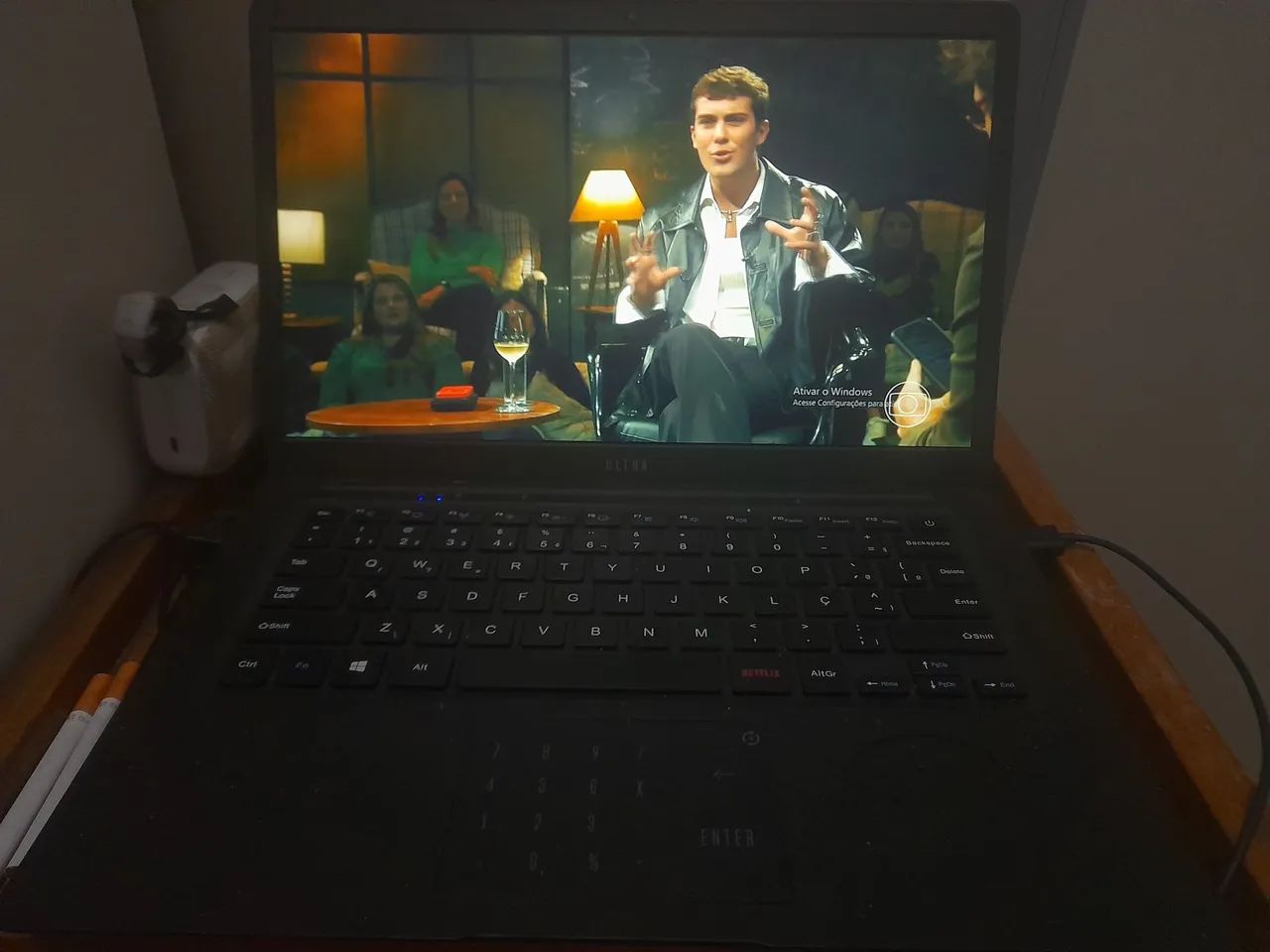 Notebook + carregador + mouse  Funcionando  - Foto 4