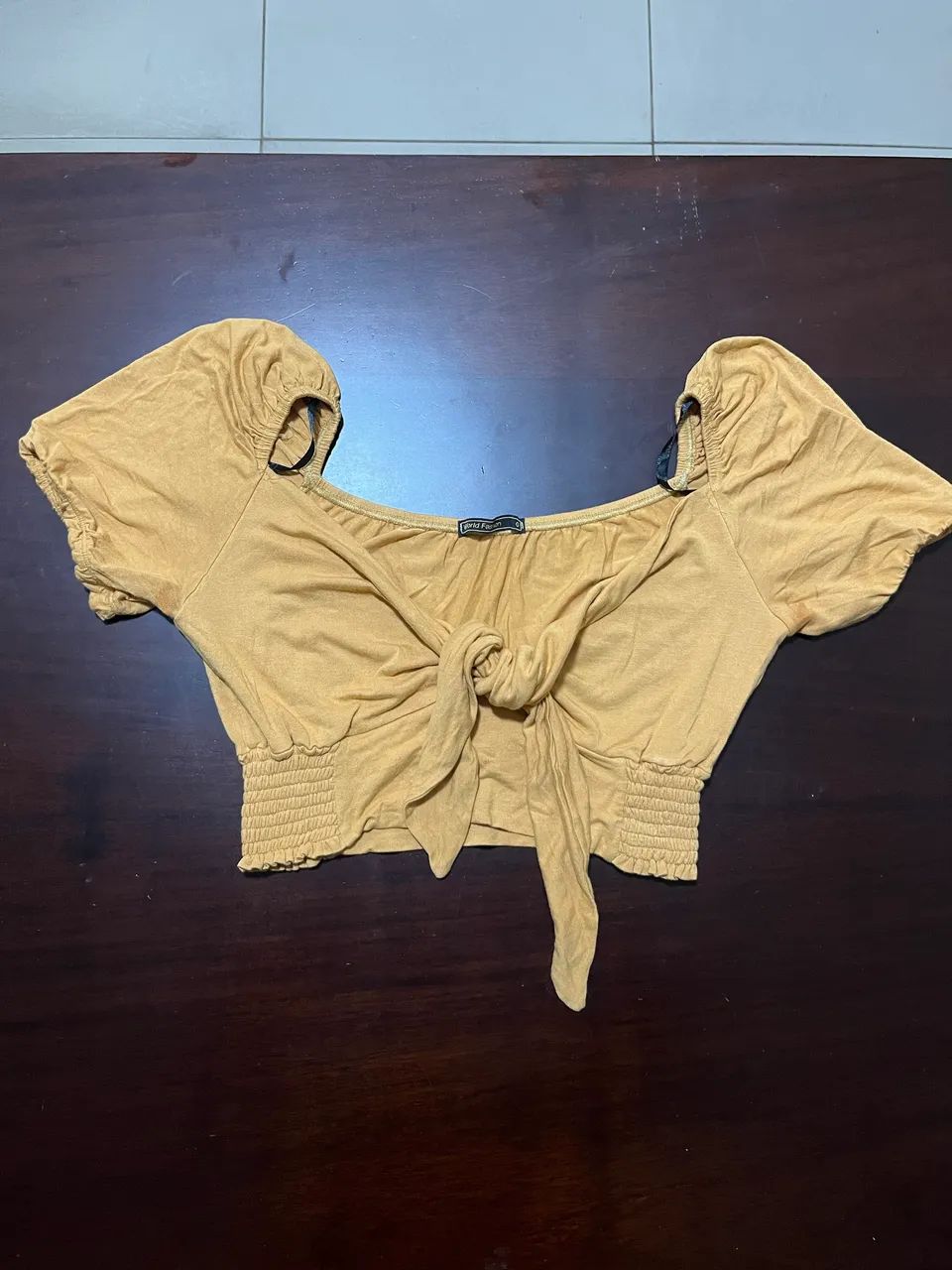 Cropped amarelo