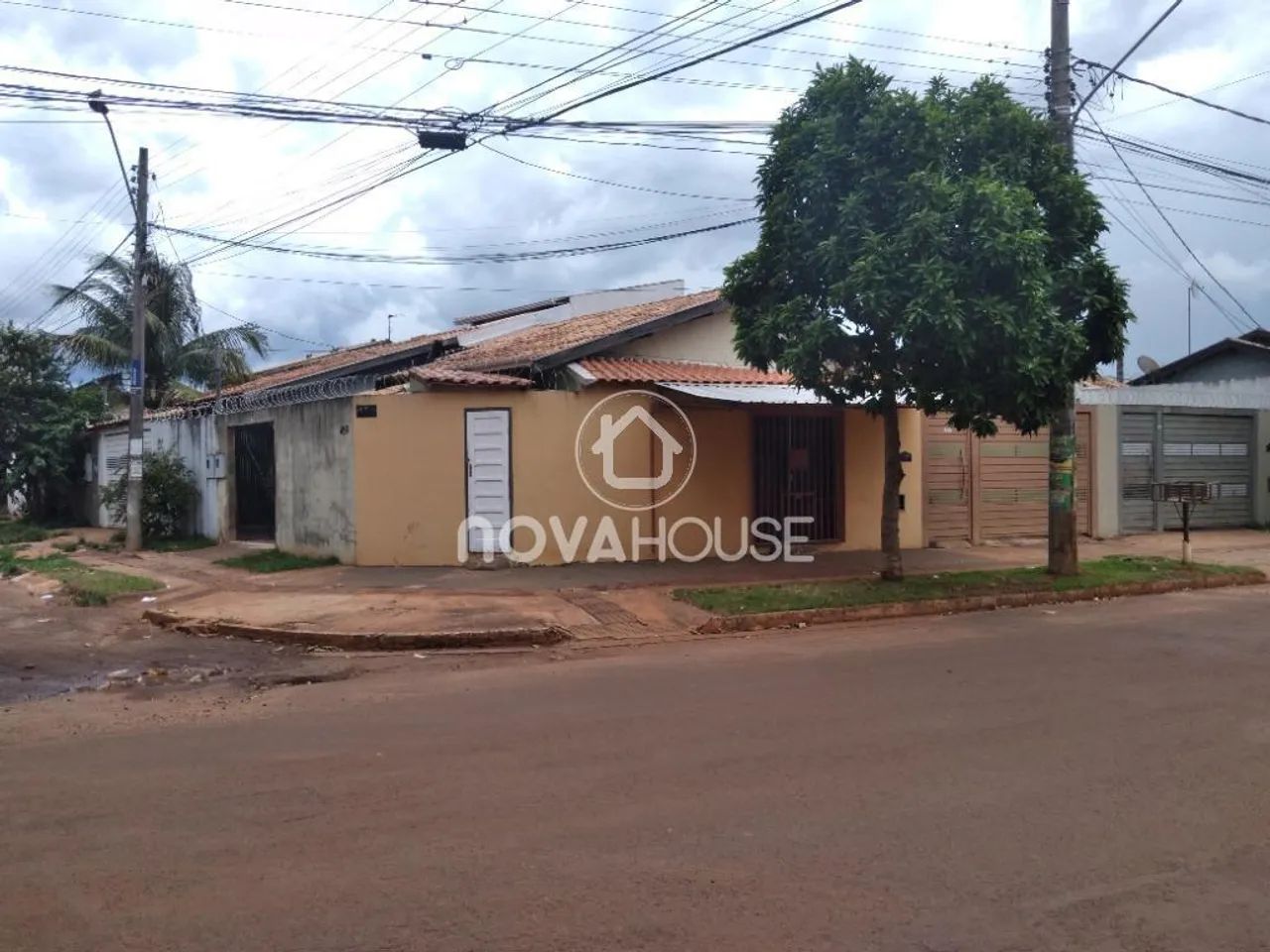 CASA DE ESQUINA PARQUE UNIÃO