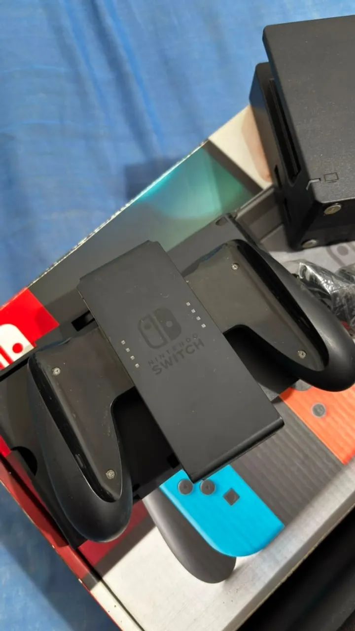 Nintendo Switch V1 + Pro Controller + MicroSD 128GB - Foto 3