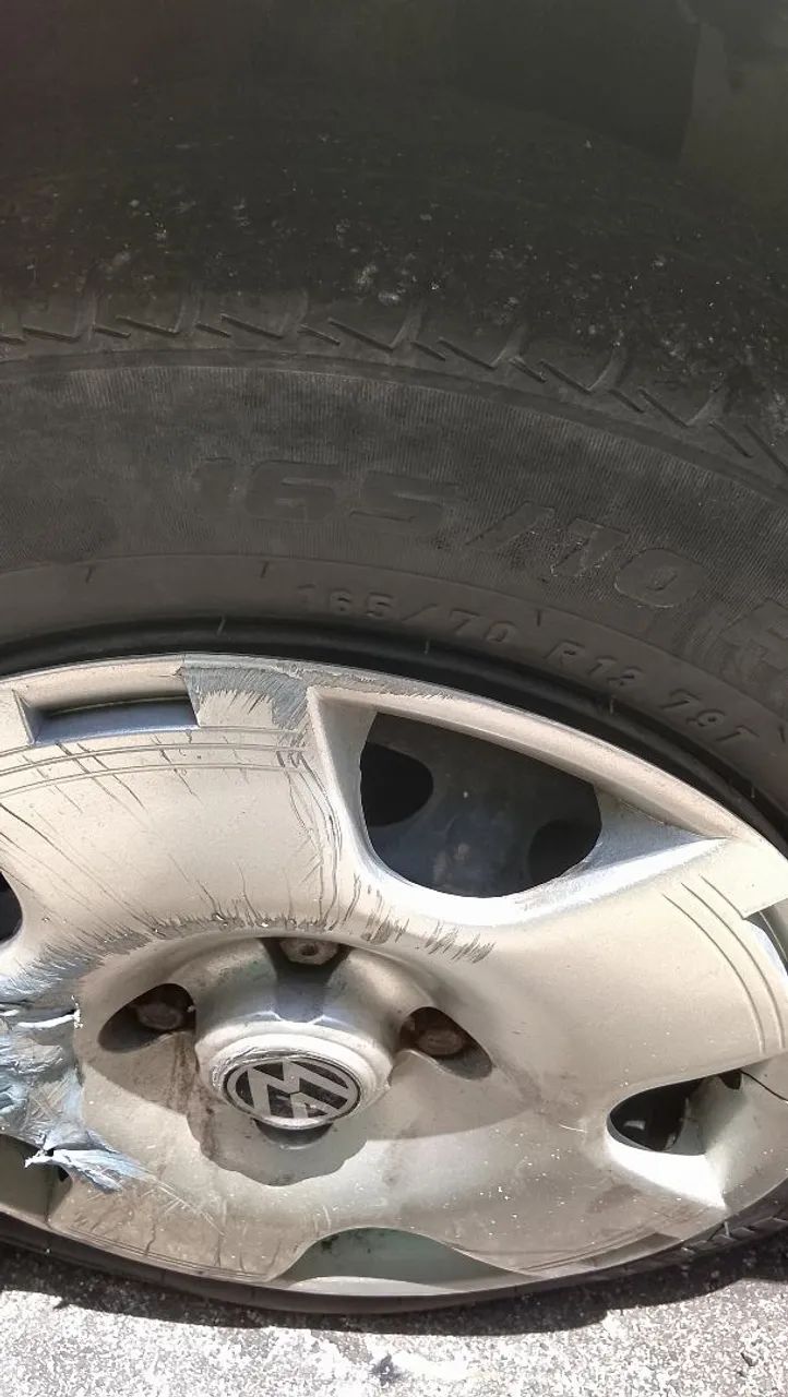 Volkswagen Gol Geração III Plus 1.0 MI 16V Gasolina Mec. 2P 2001