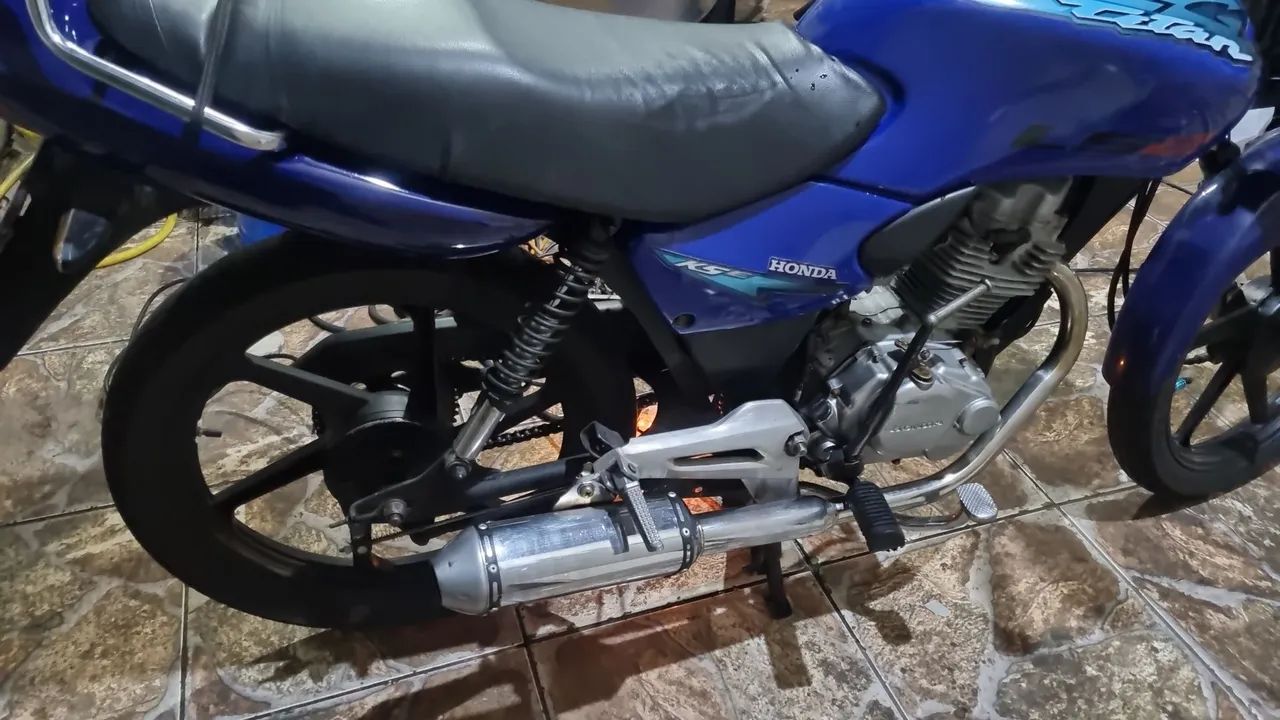 Vende se titan - Foto 2
