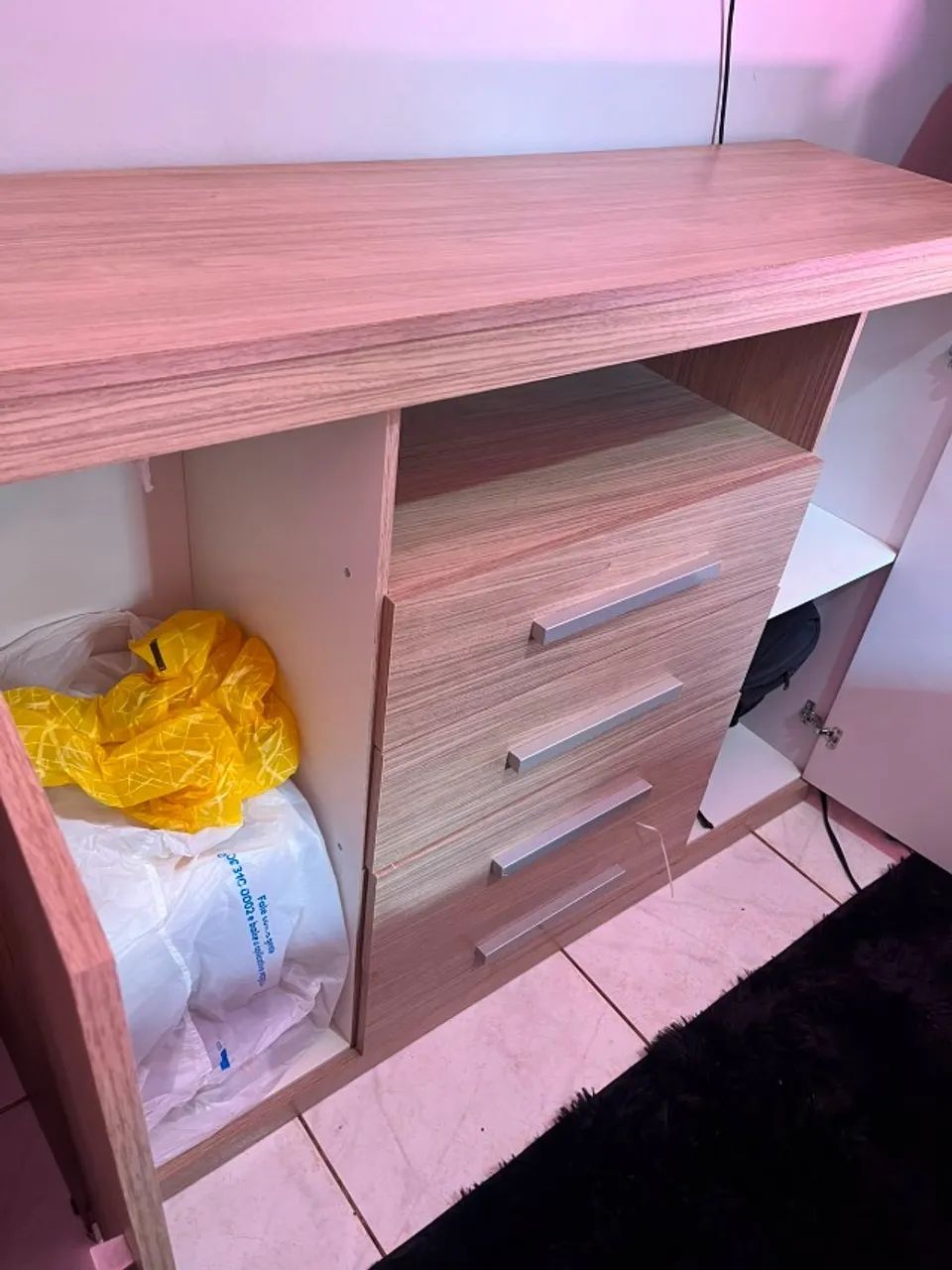 Cômoda bem conservada  - Foto 2