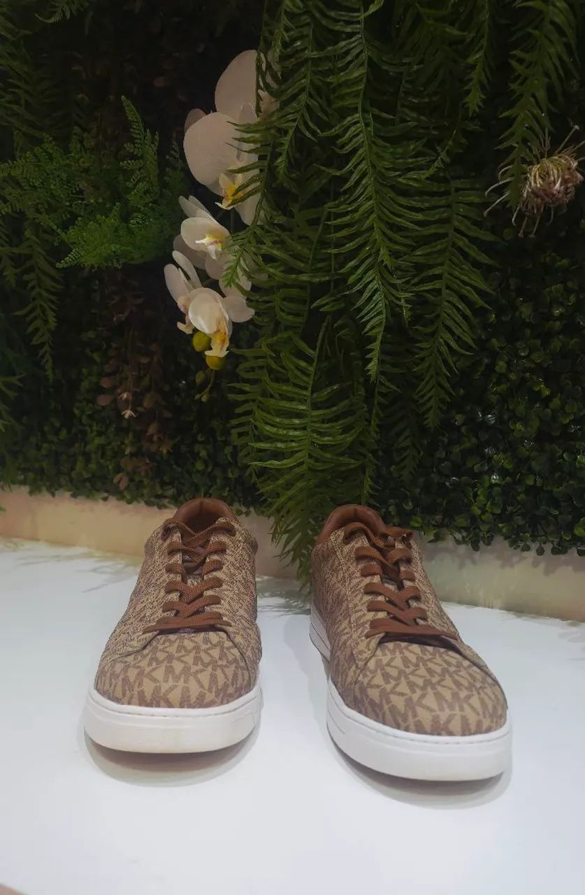 Tênis Michael Kors - NOVO e importado  - Foto 2