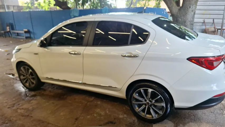 Fiat Cronos Precision 1.8 16V Flex Aut. 2020 - Foto 3