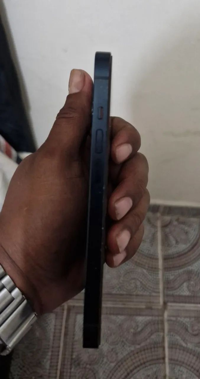 Vendo Iphone 14 - Foto 5