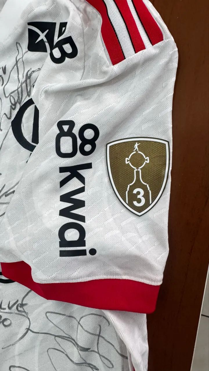 Camisa autografada FLAMENGO - Foto 4