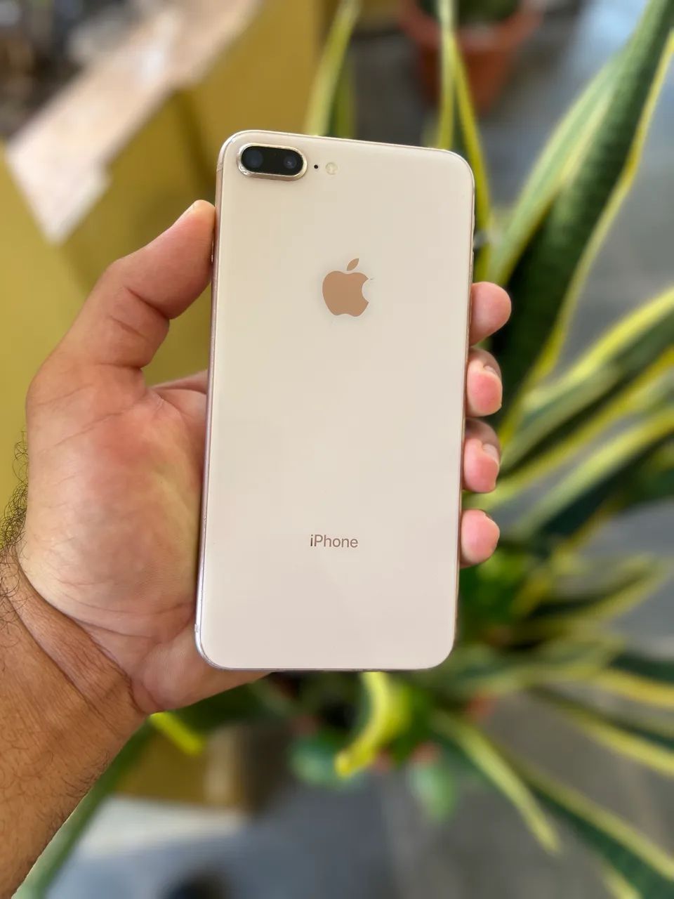 IPHONE 8PLUS 64GB - Foto 2