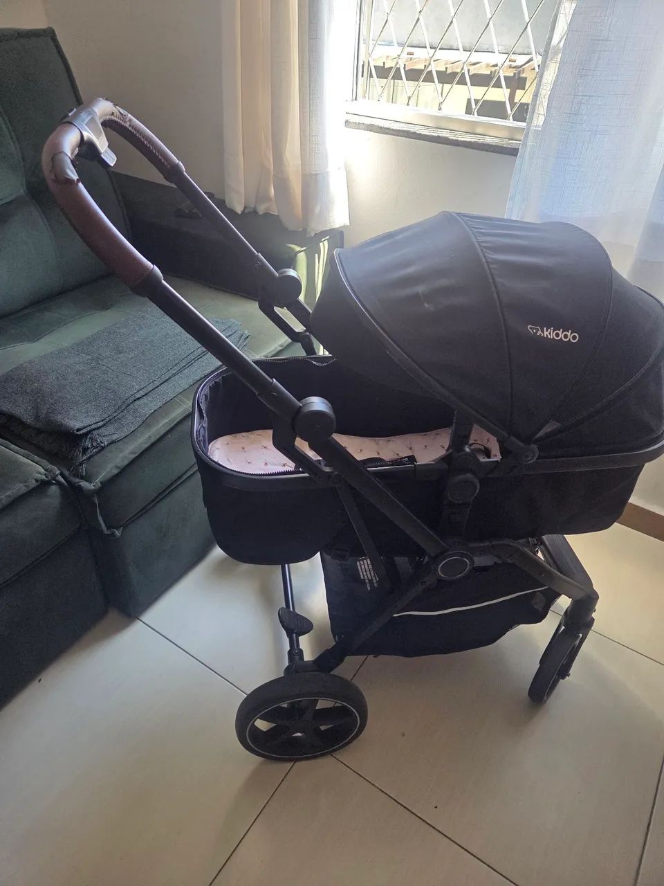 Carrinho de bebe kiddo. - Foto 2
