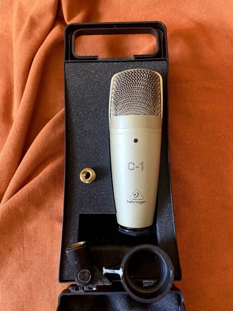 Microfone Condensador Behringer C-1 (XLR) - Usado com Case Original - Foto 3