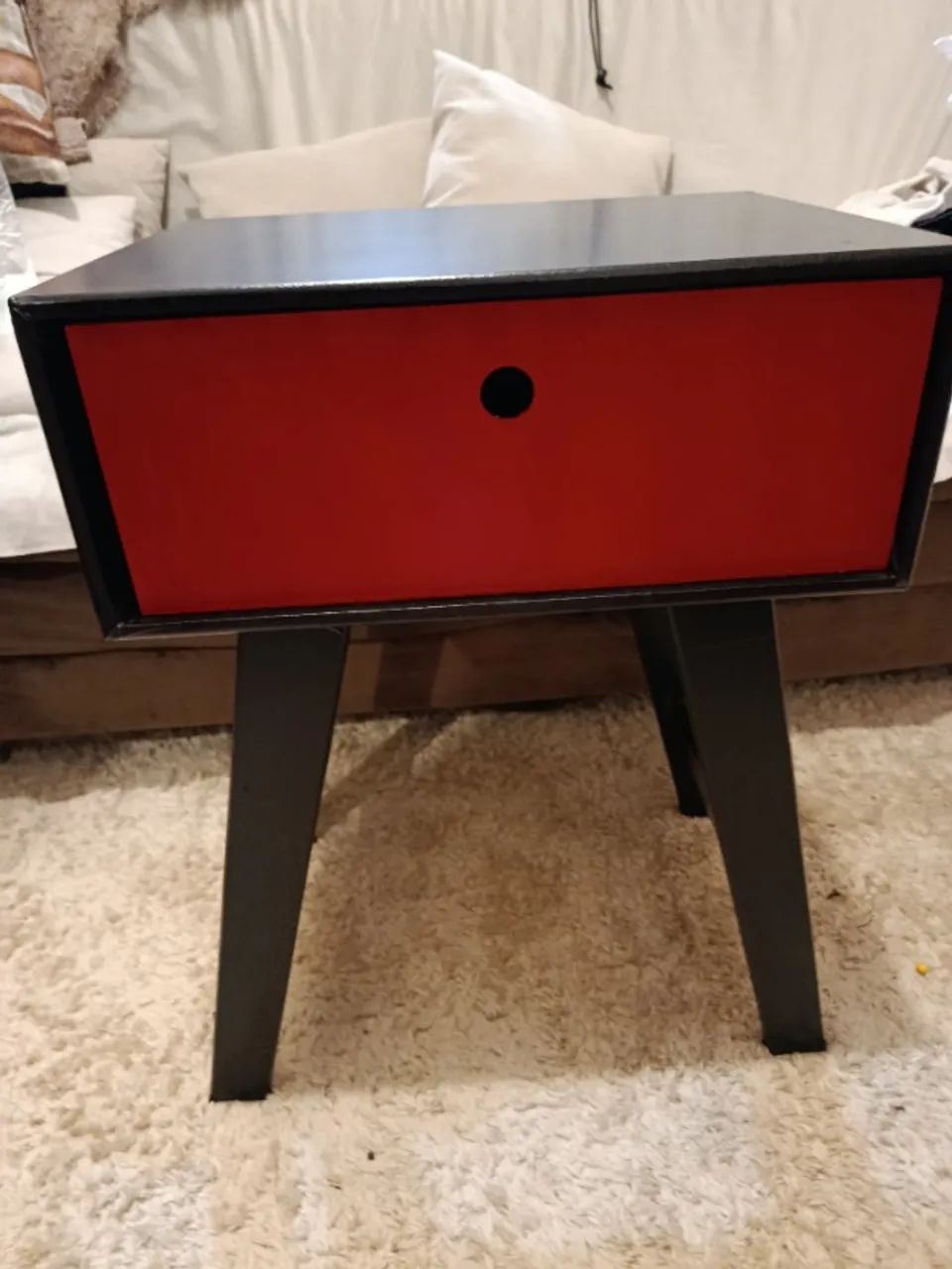 Mesa de cabeceira 
