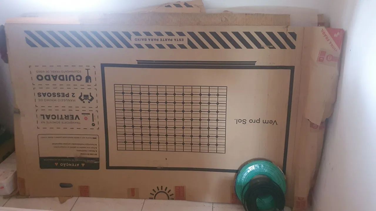 Placas solar e bomba solar