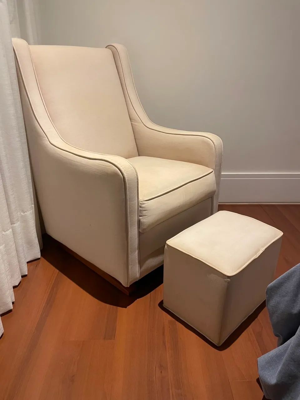 Poltrona de amamentação Lilibee - Foto 4