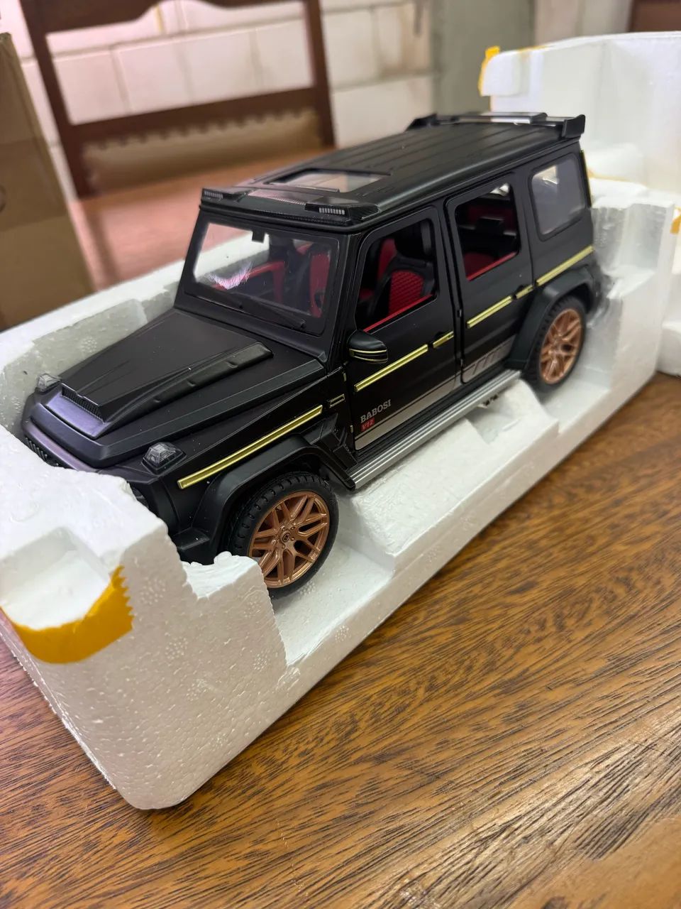 Mercedes Brabus G700 Diecast 1:18 - Foto 5