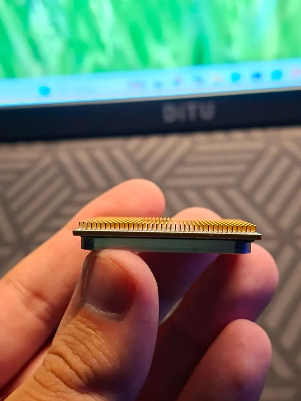 Processador amd Ryzen 3 3200g funcionando 100% sem detalhes - Foto 2