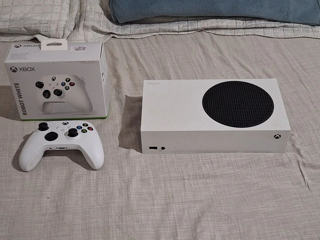 Xbox Series S - Perfeito Estado
