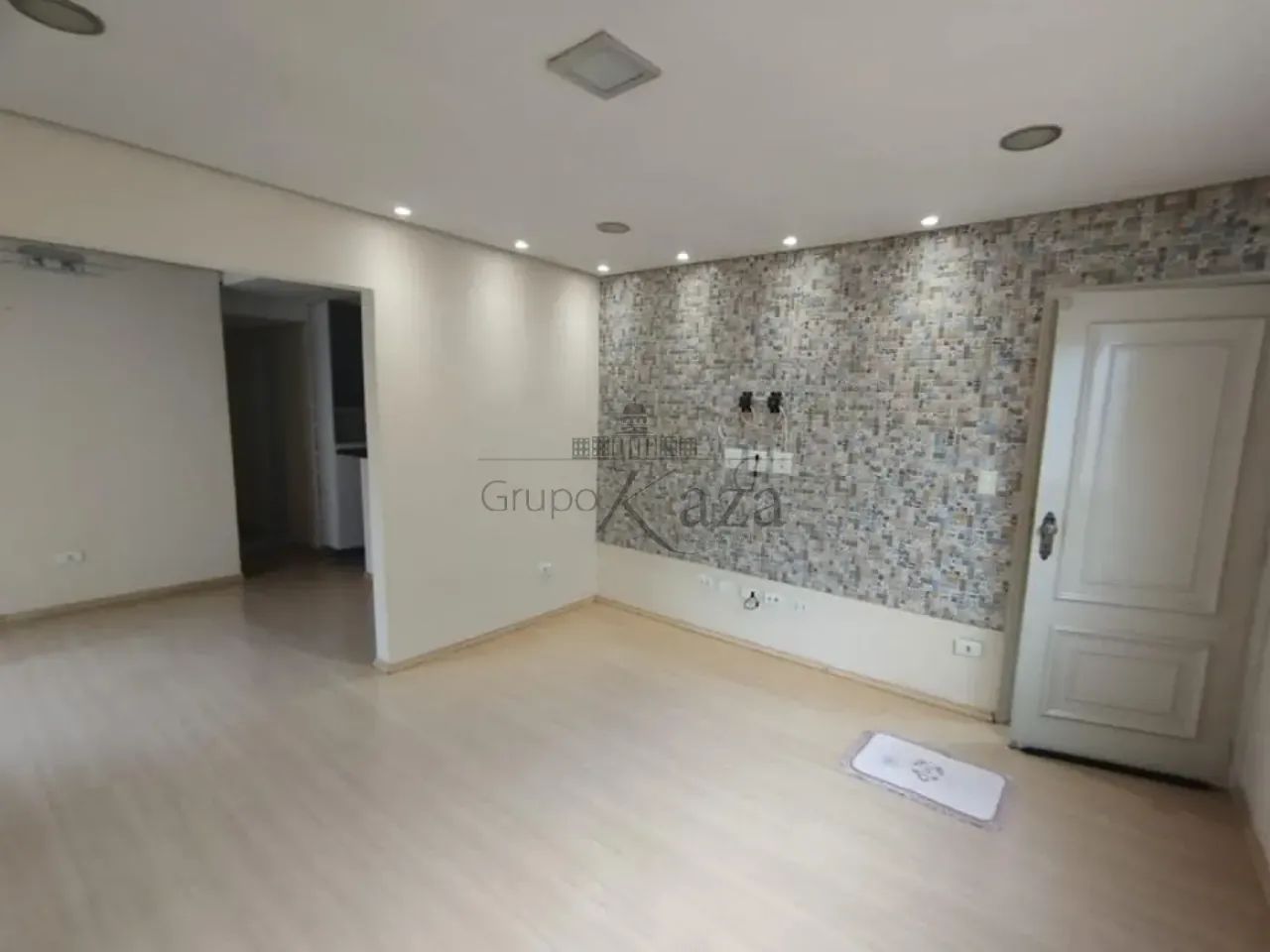 Oportunidade - Casa - Santana - 3 Dormitórios - 96m²