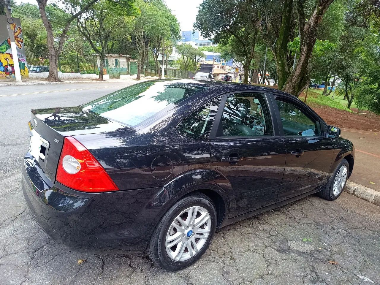 Ford Focus Focus Sedan 2.0 16V/2.0 16V Flex 4p Aut. 2013