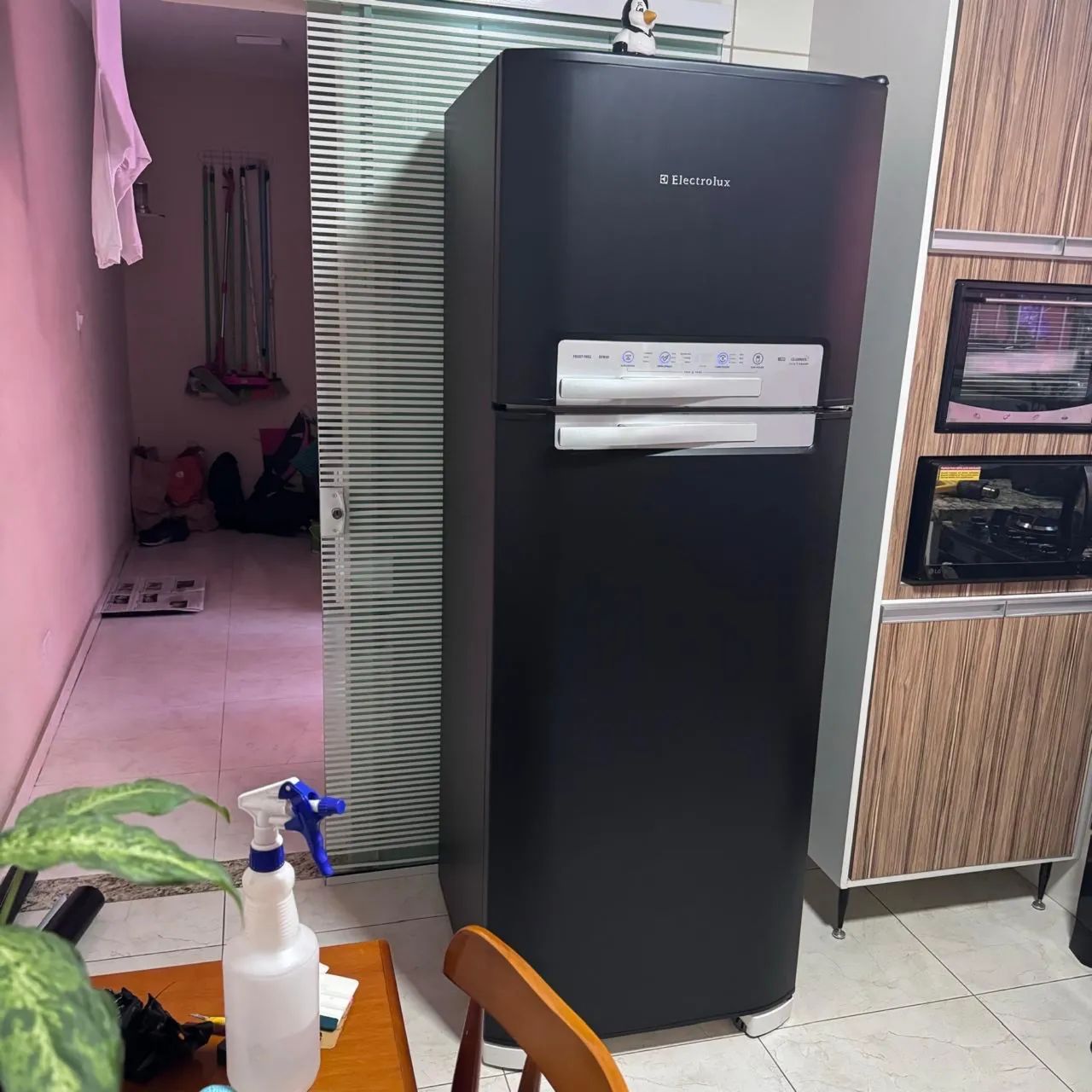 Geladeira Eletrolux 430L em bom estado 